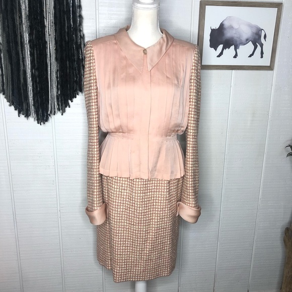 RARE 1960s CHANEL Couture Tweed Wool and silk set